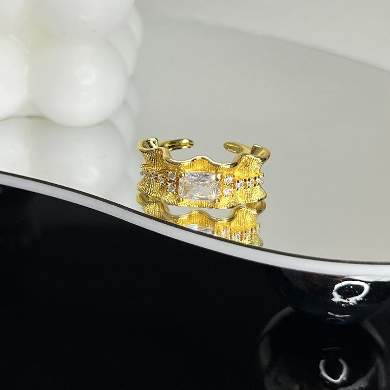 

Guochao Style Enamel Dripping Oil Rotatable Opening Ring Butterfly Fashion Cold Wind Temperament Niche Accessories