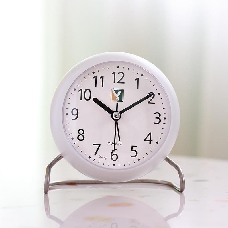 

Скандинавский металлический детский будильник Ретро Креативные бесшумные настольные часы Студенческие прикроватные светящиеся часы Декоративный будильник