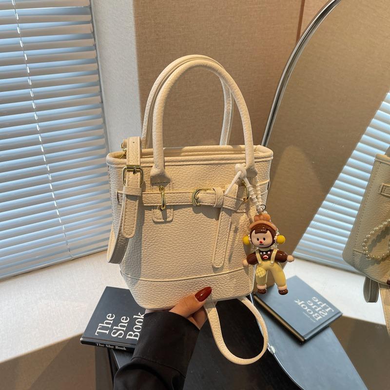 Spring New Retro High-end Fashion Handbag Bucket Bag Versatile Commuter Shoulder Messenger Bag