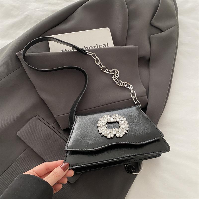 This year's popular fashion diamond-encrusted handheld small square bag for women's 2025 spring new light luxury foreign style shoulder bag messenger
