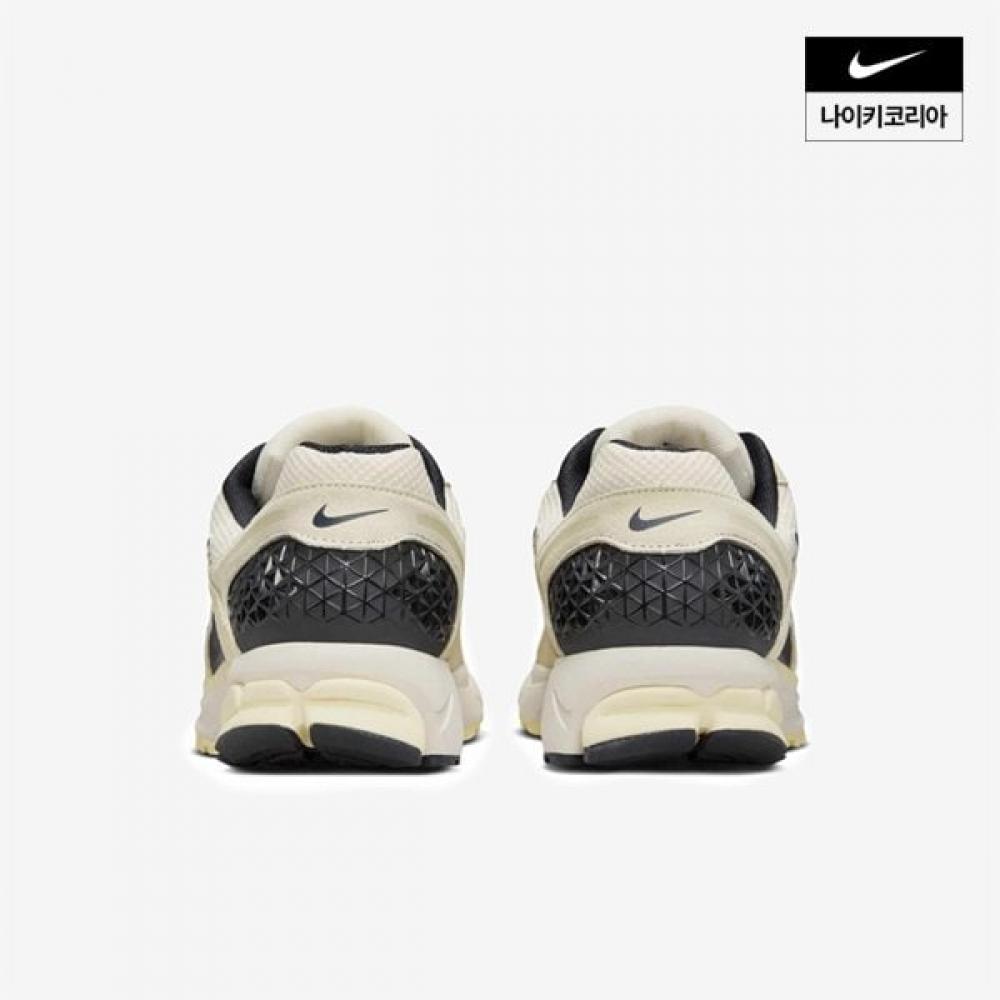 Nike Men S Zoom Vomero 5 Hf1553 701