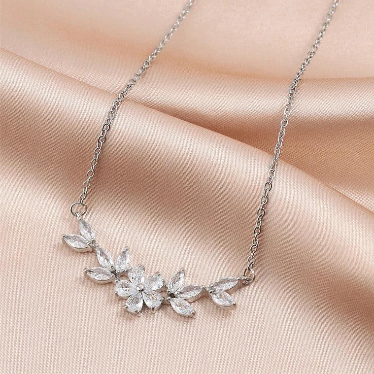 ZAKOL Fashion Cubic Zirconia Flower Pendant Necklace for Women Gold Color Charm Choker Bridal Wedding Party Jewelry
