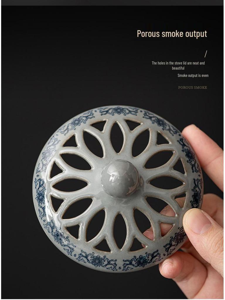 Blue & White Incense Burner: Aromatherapy Coil & Agarwood Fumigation, Indoor Sandalwood Burner, Creative Home Ornament.