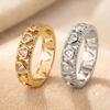 1PC Exquisite and Light Luxury Style Heart-shaped Full-diamond Women's Wide Ring, Inlaid with Sparkling Heart-shaped Synthetic Zircon, with Hollow