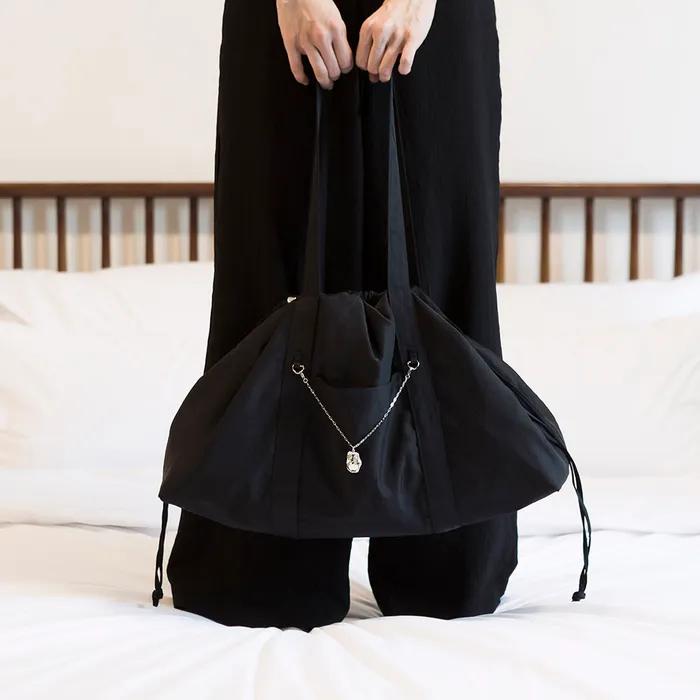 One Day Pendant String Bag_Black
