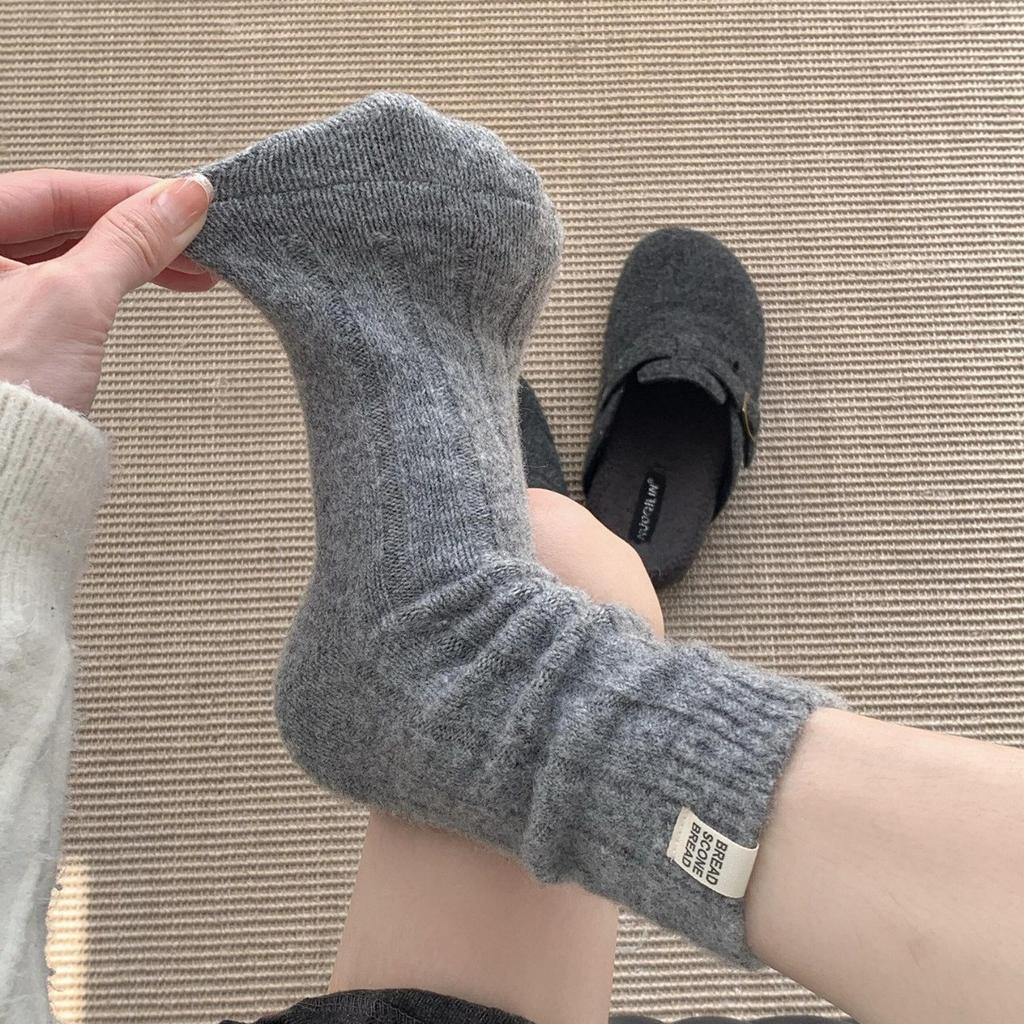 New Autumn And Winter Wool Stacking Socks Children'S Warm Thick Medium Tube Calf Socks Side Cloth Label Vertical Strip Boneless Cotton Socks