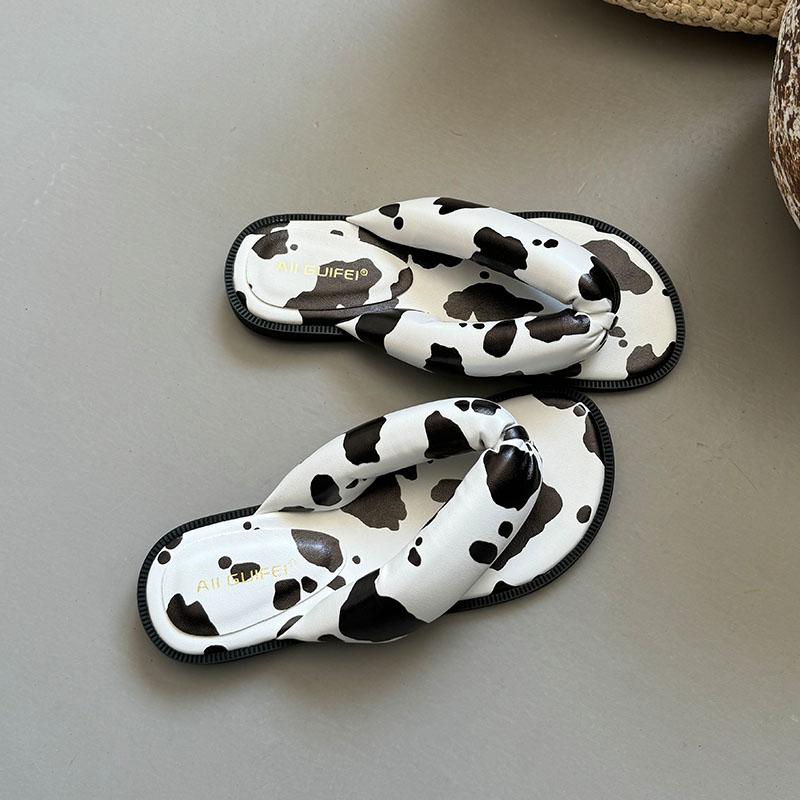 Fashion 2025 New Female Summer Beach Slides Flip Flops Fashion Flock Women Flats Slippers Round Toe Ladies Flats Slippers Sandals Shoes