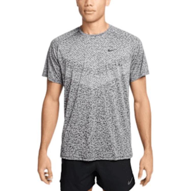 

Nike Футболка мужская Dri-FIT ADV в американском стиле, с логотипом в стиле колор-блок, светоотражающая, с круглым вырезом и коротким рукавом, Топы, Темно-серый HV5203-011 M