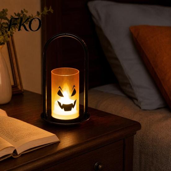 Flameless Ghost Lantern Halloween Face Candle Light, Battery Powered LED Lamp, Portable Iron Handle Lamp Detachable Decorative Light for Home
