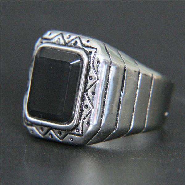 Amazing Design Hot Black Stone Ring 316L Stainless Steel Cool Fashion Mens Ring Punk Biker Ring