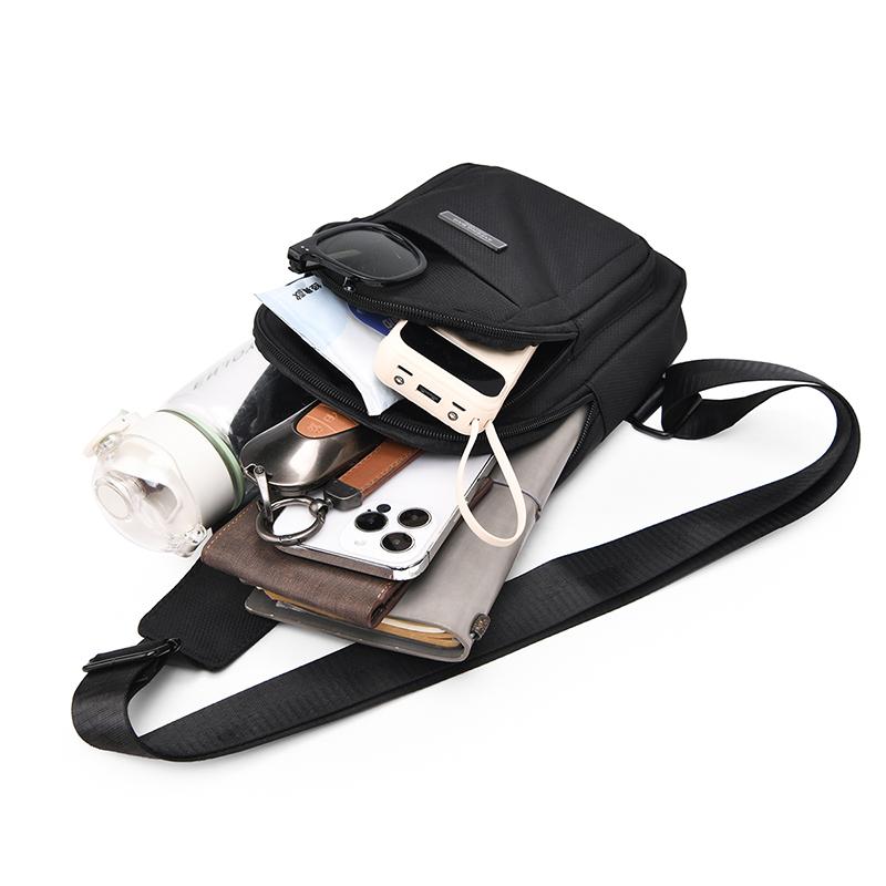 Men's Chest Bag Outdoor Shoulder Crossbody Bag Sports Mobile Phone Bag