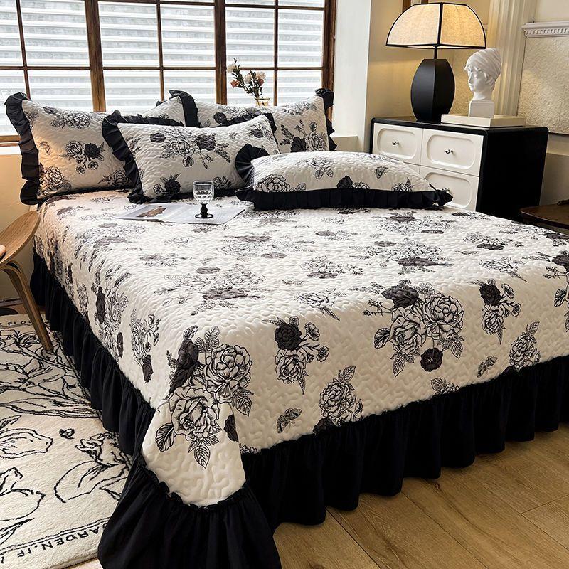 Four Piece Bed Cover Cotton Quilted Bed Sheet Set Non Slip Mattress Protector With Pillowcases For All Seasons Bedding Essentials