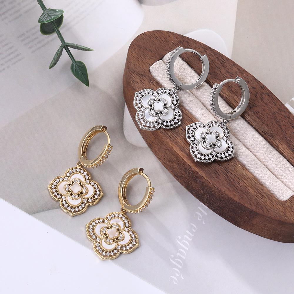 Elegant Zircon Tassel Silver Needle Earrings for Women's Banquet and Evening Dress