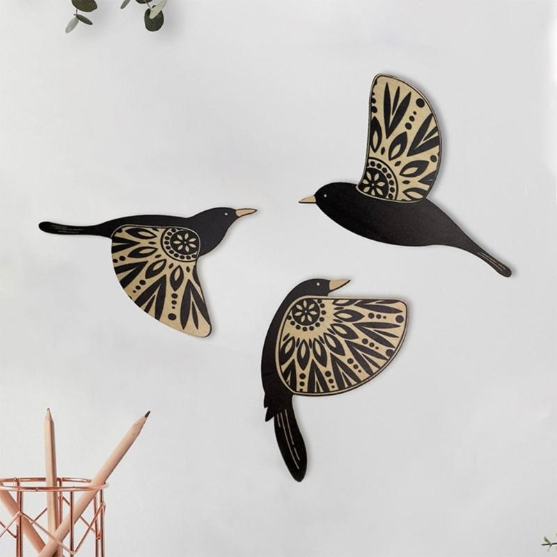 Pack of 3Wood Birds Hangings Office Kitchen Artistic Decorations Handmade Gift Flying Birds Background Wall Ornament