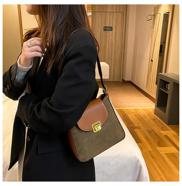 Korean version trendy fashion casual commuter women's shoulder bag European and American retro messenger bag color matching PU small square bag