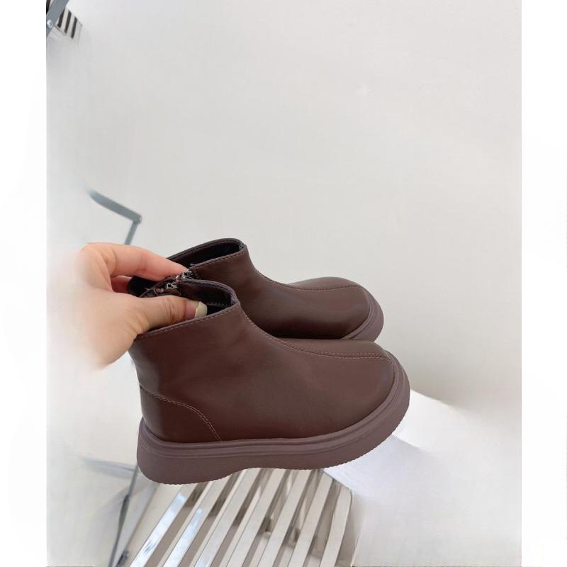 

Удобные детские ботинки Martin на весну и осень 36