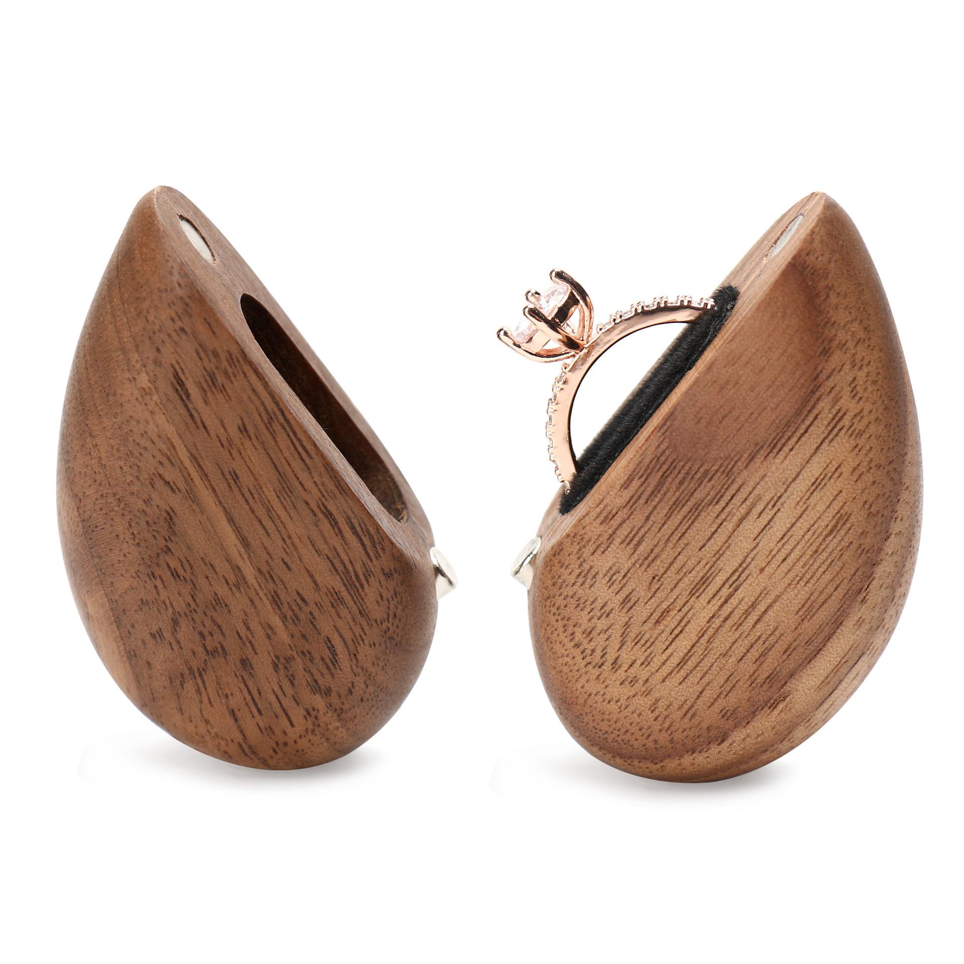 

Black Walnut Heart-Shaped Ring Box: Solid Wood Storage for Proposals, Engagements & Valentine s Gifts