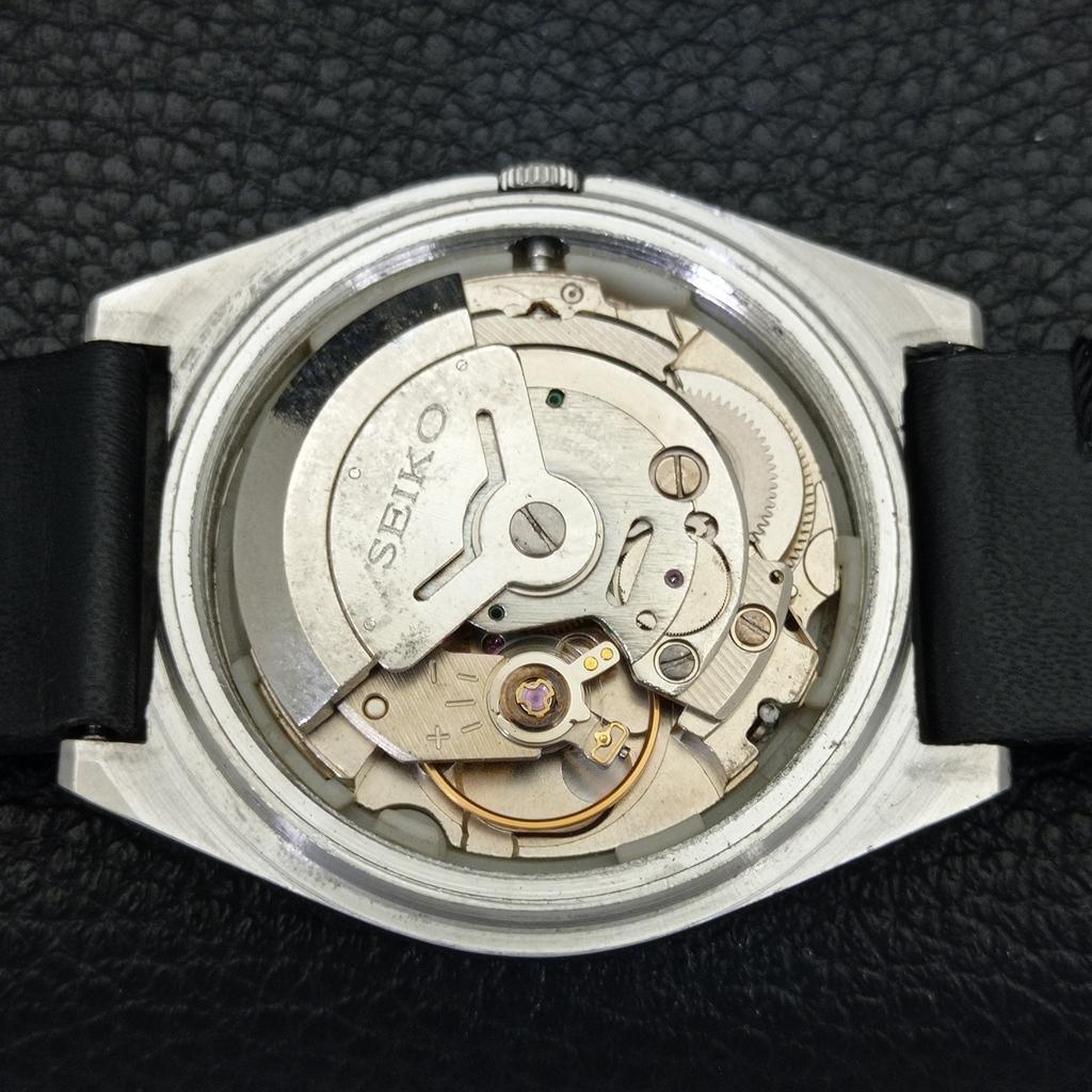 JAPAN 6309A VINTAGE SEIKO 5 AUTOMATIC MENS WHITE COLOR DIAL WATCH A701379-5