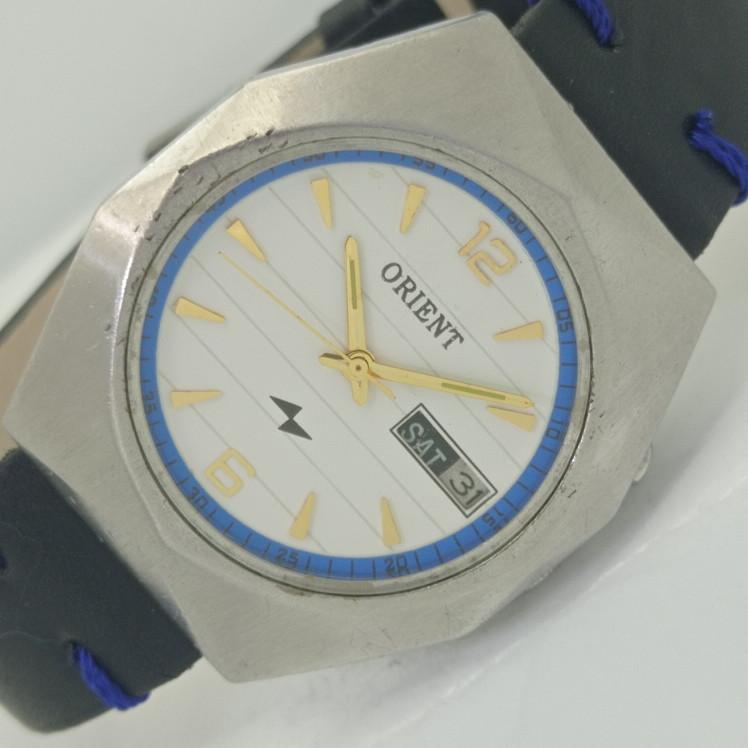 

USED ORIENT AUTOMATIC 46941 JAPAN MENS WATCH a411681-1 Sku003-a411681