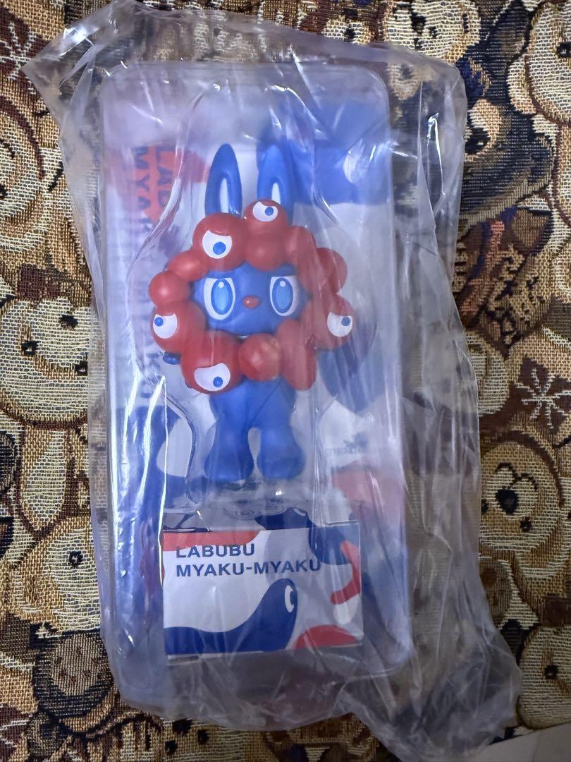 

[USED] LABUBU MYAKU-MYAKU figure with strap, exclusive to the Osaka Kansai Expo