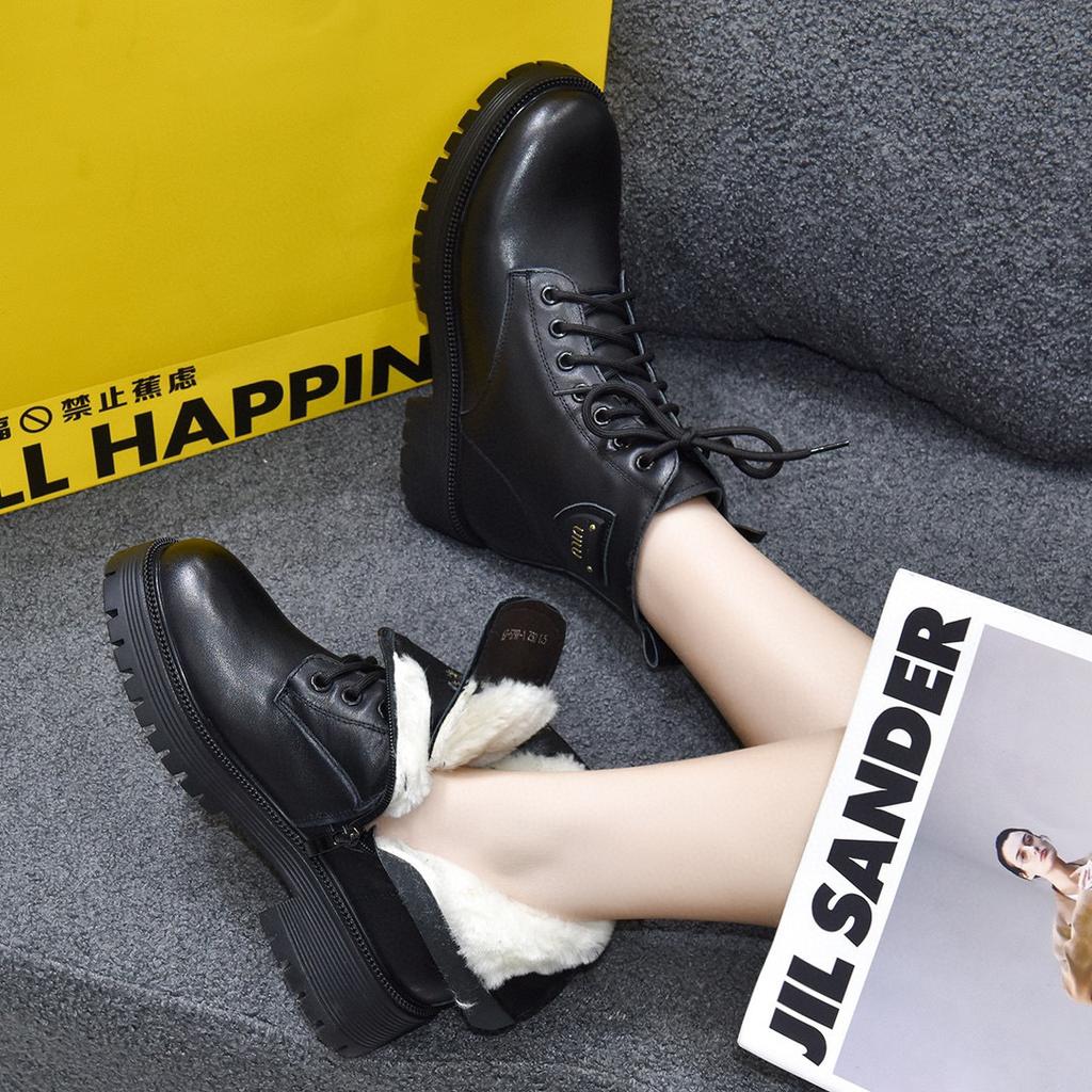 Round Head Short Boots Martin Boots Women's 2025 Autumn and Winter Personalized Lace-up Shield Casual Leather Boots First Layer Cowhide Women's Locomo