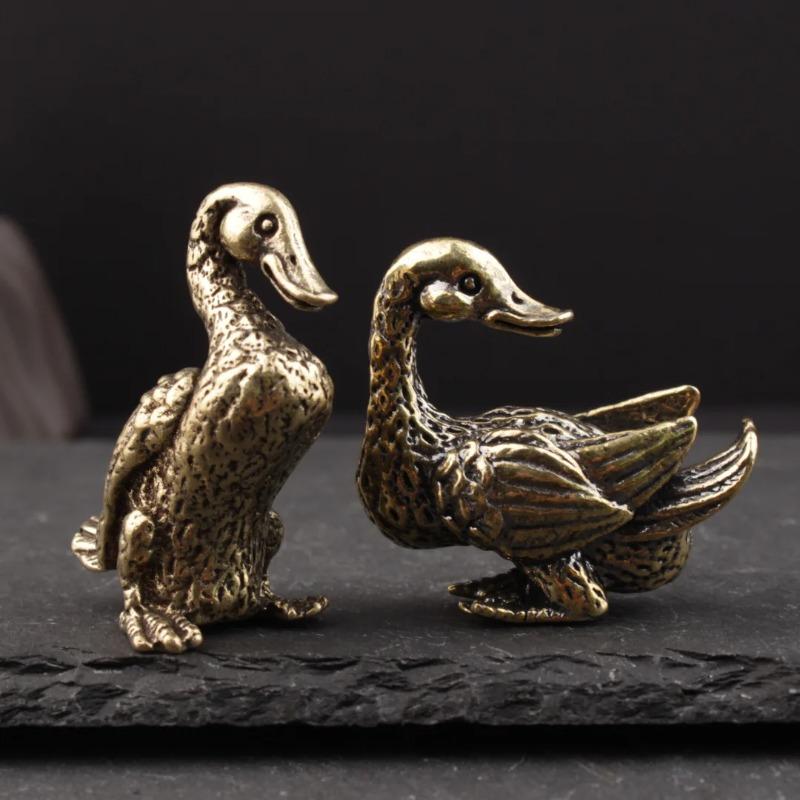 Retro Brass Delicate Duck Figurines Unique Copper Animal Crafts Home Desktop Decorations for Wedding Party Anniversary Day