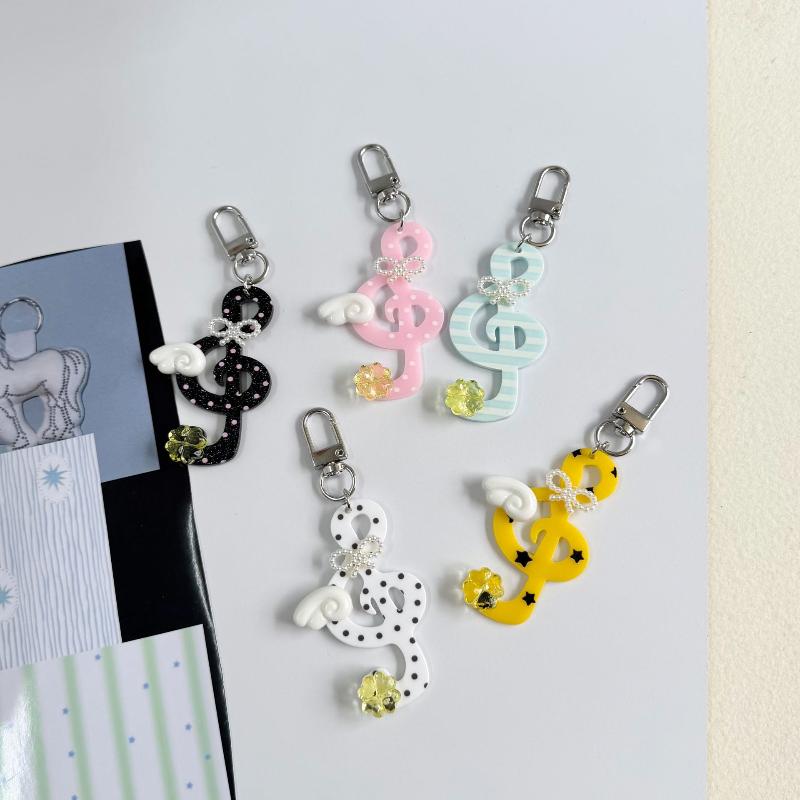 Cute Acrylic Musical Note Keychains With Lovely Wing Decor Multiple Colors Bag Ornament Gifts For Music Lovers