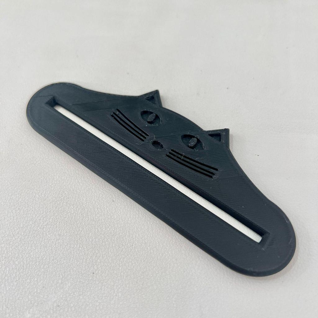 3D Printing Cat Food Pouch Scraper & Squeezer - Christmas Pet Feeder