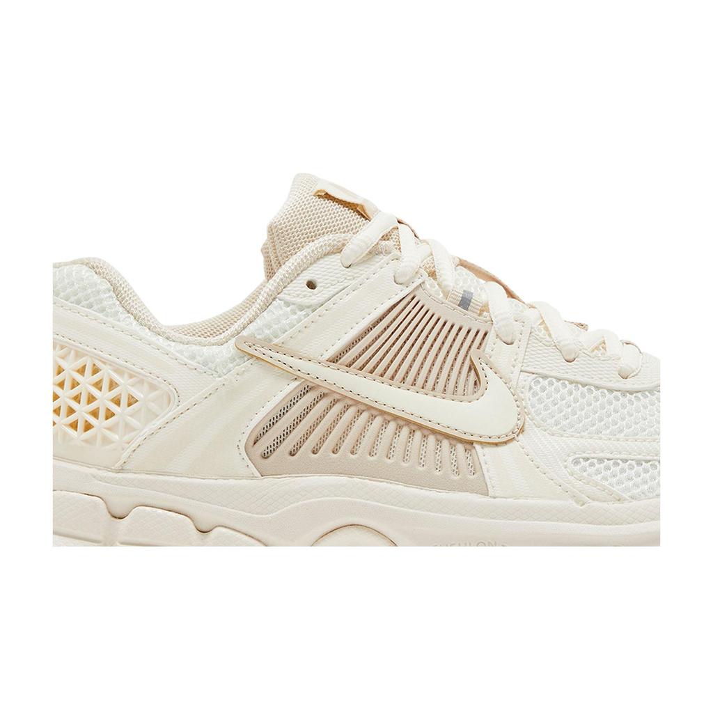 Nike Vomero 5 Grade School 'Pale Ivory' (Unisex) Pale Ivory / Pale Ivory / Sanddrift / Pale Ivory Kids' Running Shoes HF6998 101