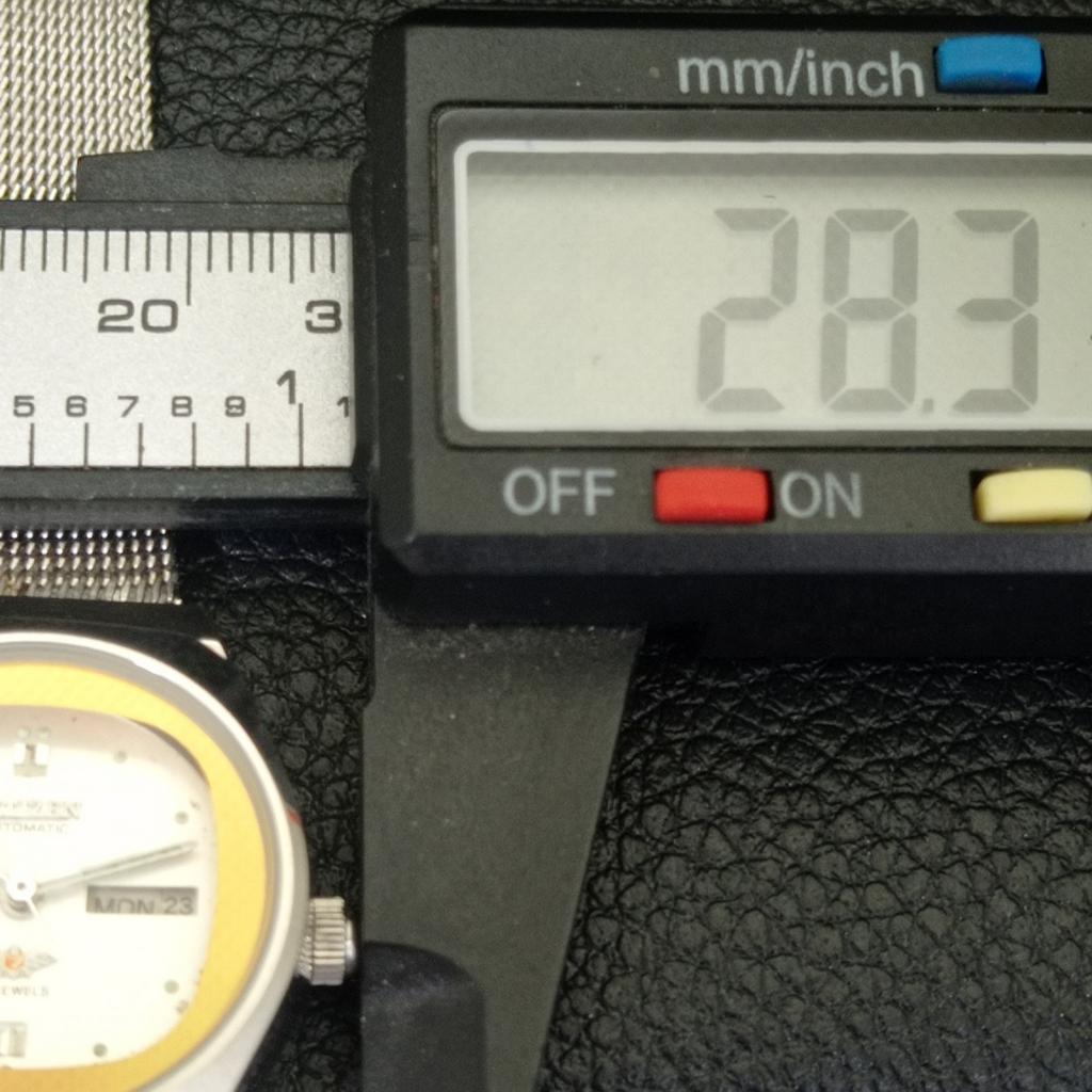 AUTOMATIC VINTAGE CITIZEN JAPAN WOMENS ORIGINAL DIAL WATCH A704206-1