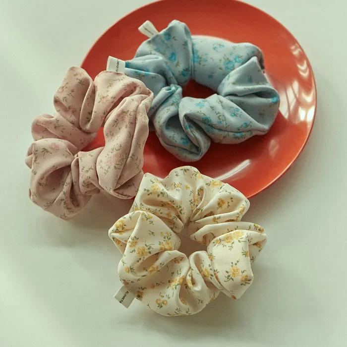 [Elizabeth Moments] Flower Print Scrunchie