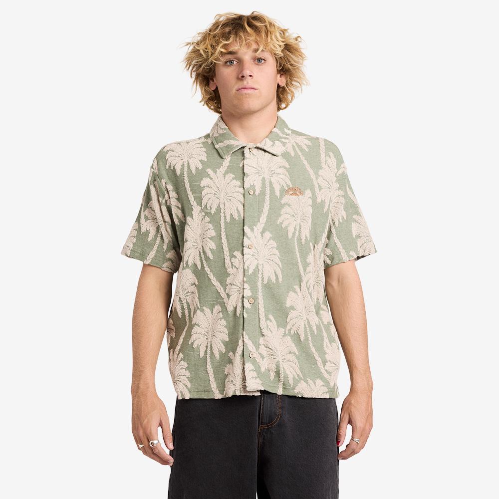 Luka Men'S Palm Fall Short Sleeve Knit Shirt (Vg11Sh015Gnb)