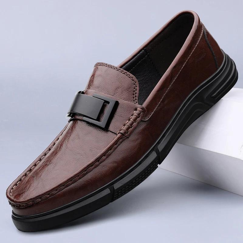 Mode Äkta Läder Herr Loafers Klassiska Herrskor för Bröllop Herr Flats Utskurna Herr Slip-on Skor Nya Herr Casual Skor