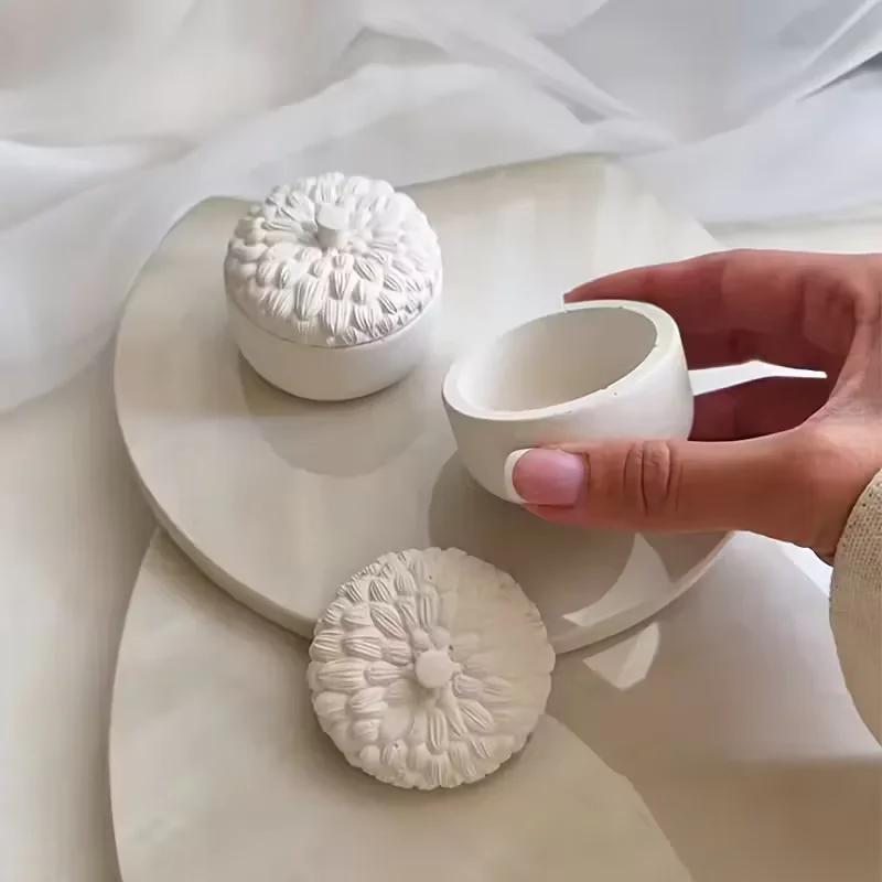 New Pinecone Shape Storage Jar Candle Cup Silicone Mold Gypsum Plaster Storage Box Christmas Home Decoration Molds