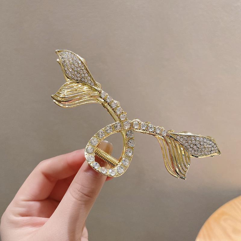 High-End Women's Rhinestone Hair Shark Clip - Large, Stylish, and Trendy Hairpin