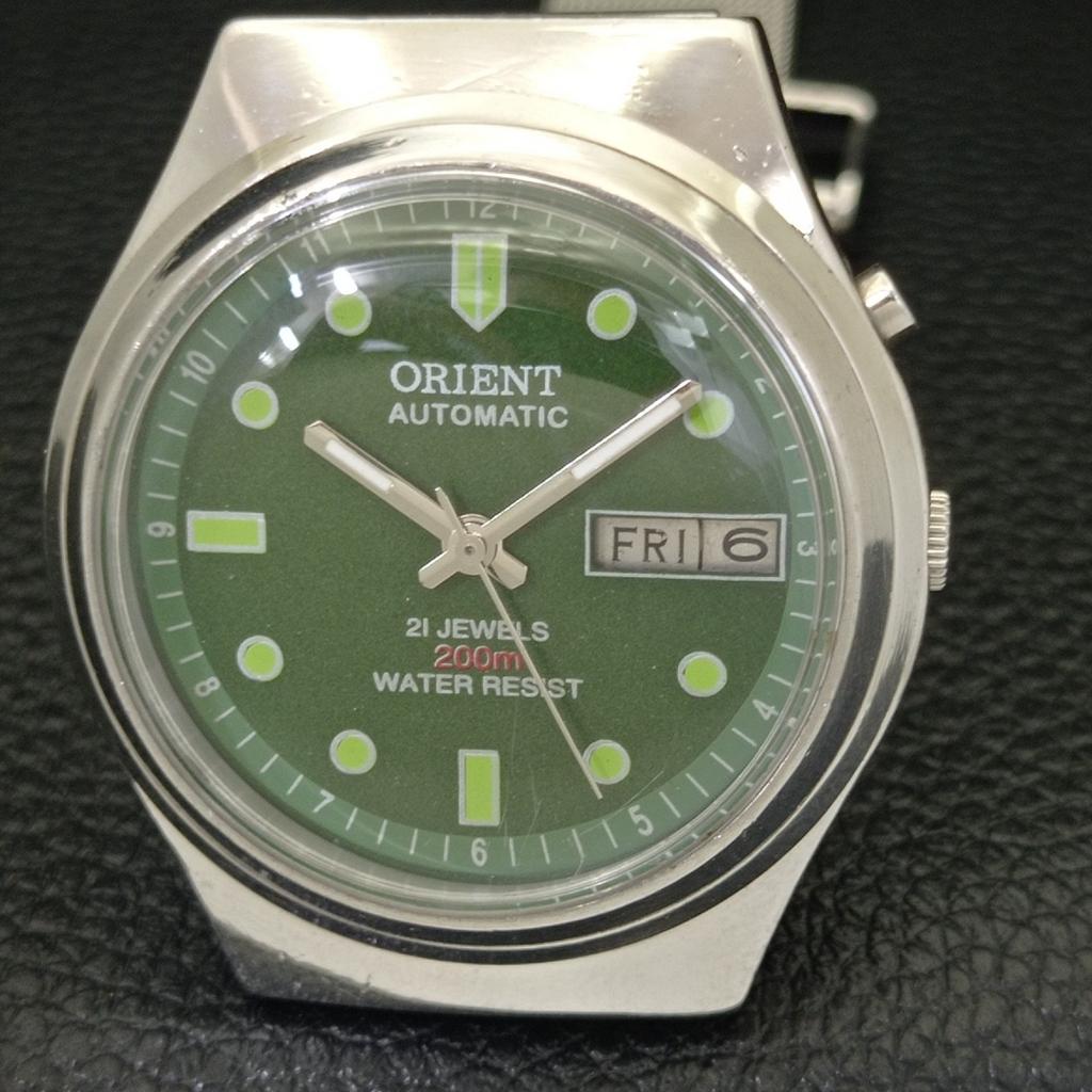 VINTAGE ORIENT AUTOMATIC 46941 JAPAN MENS GREEN COLOR DIAL WATCH A700634-5 R204-a700634