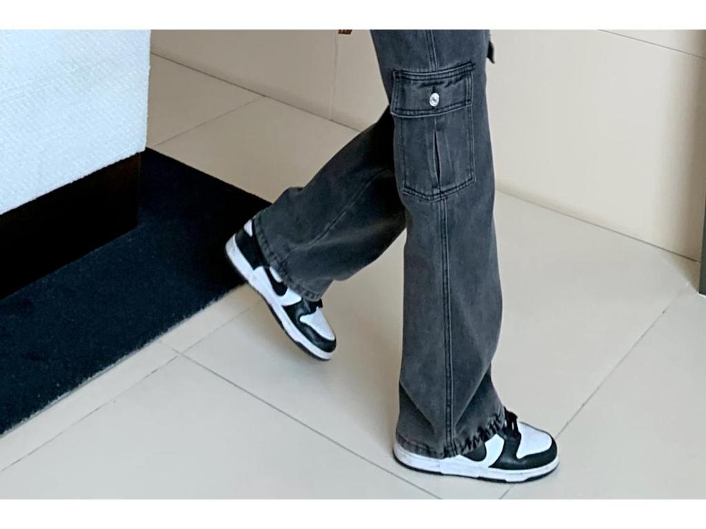 Spring-Autumn Retro Denim Cargo Pants: Stylish Women's Loose Straight-Leg, Multi-Pocket Design