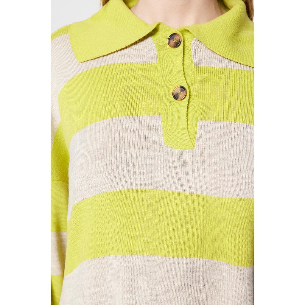 Schwarz gestreifter Strickpullover mit Rollkragen Tctaw23kz00039