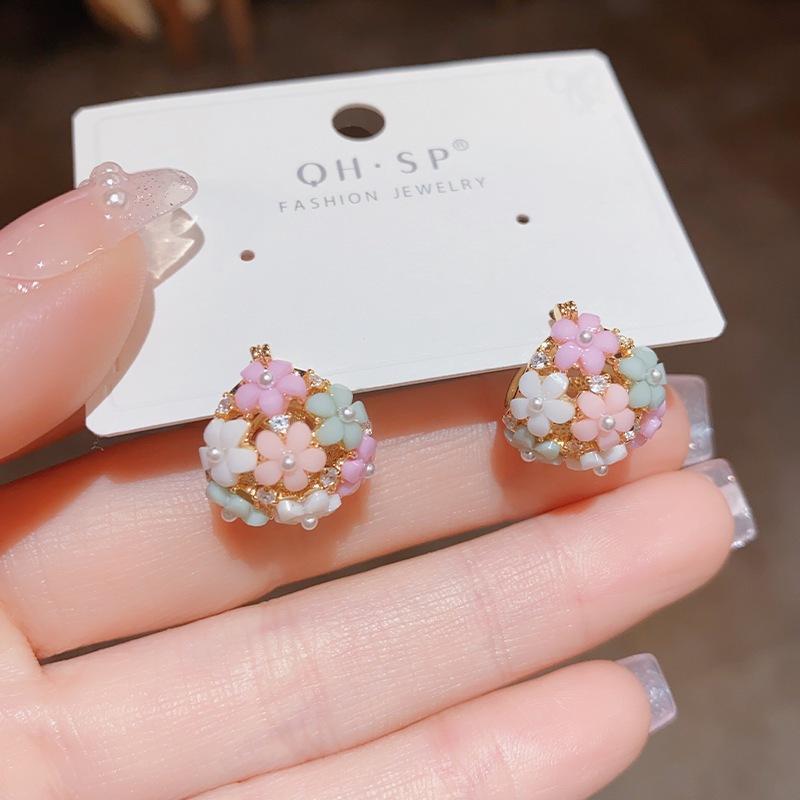 Литературные, в стиле  маленькая свежесть , серьги-клипсы с цветком из цветных цирконов, эллиптические, модные серьги, высококачественные серьги