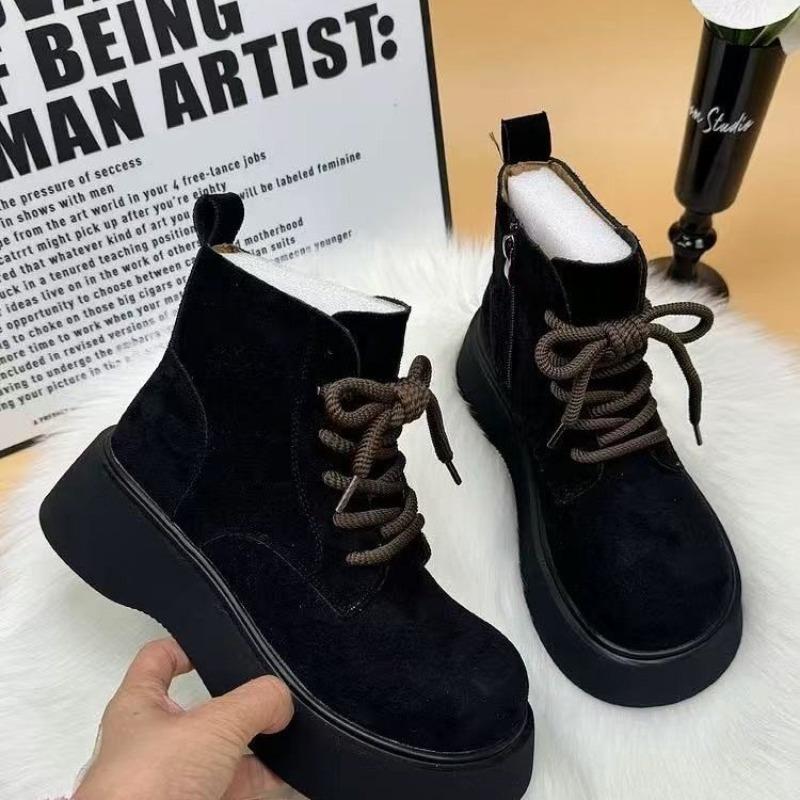 Nya tjocksulade Martin-kängor för damvintern, nya små män, förhöjda och sammet för att hålla värmen, vänd päls och tunna korta stövlar
