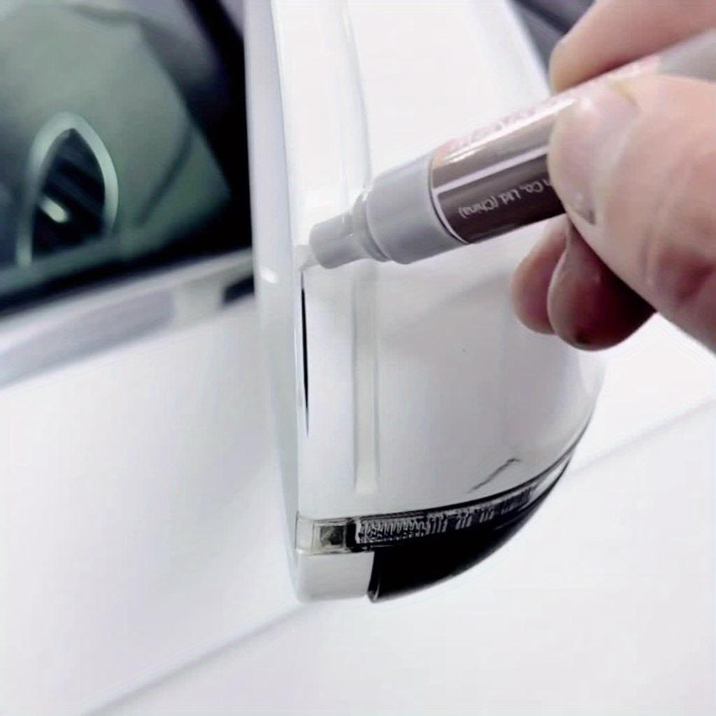 Repair Pen for Car Paint, Shoes, Luggage, Helmets, Badminton Rackets, Durable Long-Lasting Restorer