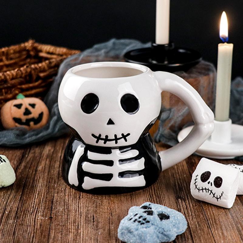 

7.8oz Novelty 3D Skull Design Eco Friendly Kaolin Ceramic Coffee Mug Ideal for Halloween Gift Adds Spooky Touch to Your Holiday 201-300ml