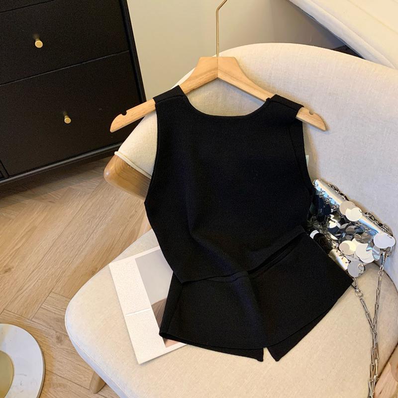 French Retro Solid Color V-Neck Sleeveless All-Match Casual Short Knitted Vest For Women