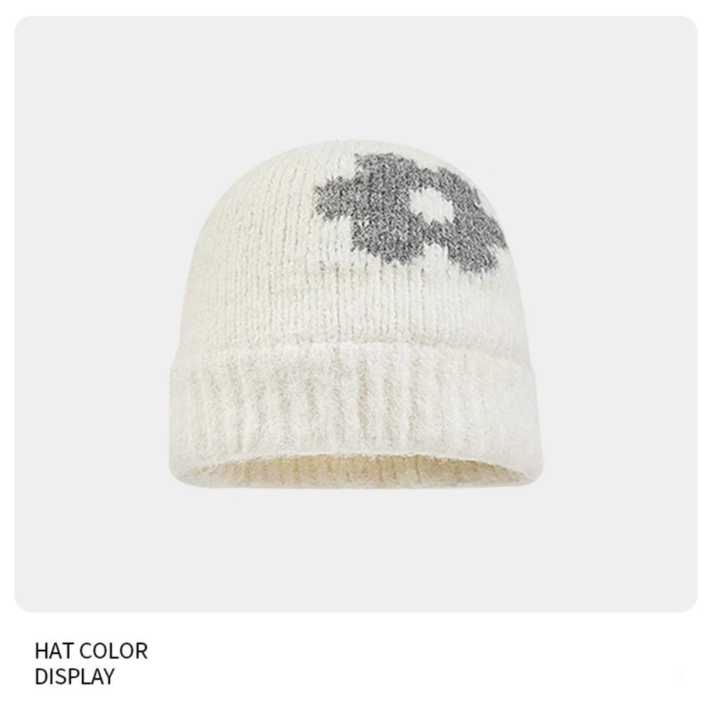 Fashion Flowers Pattern Winter Knitted Hat Coldproof Keep Warm Warm Hat Korean Style Beanies Cap Autumn