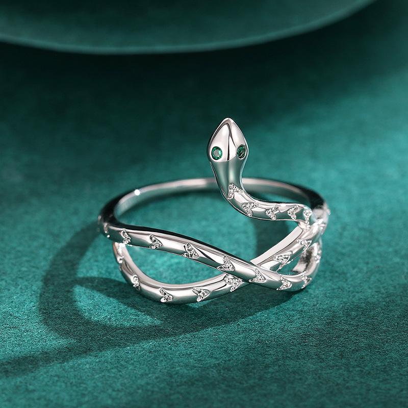Snake Animal Ring, Personalized Design Ring, Female, Micro-Inlaid Zircon Multi-Layer Ring.