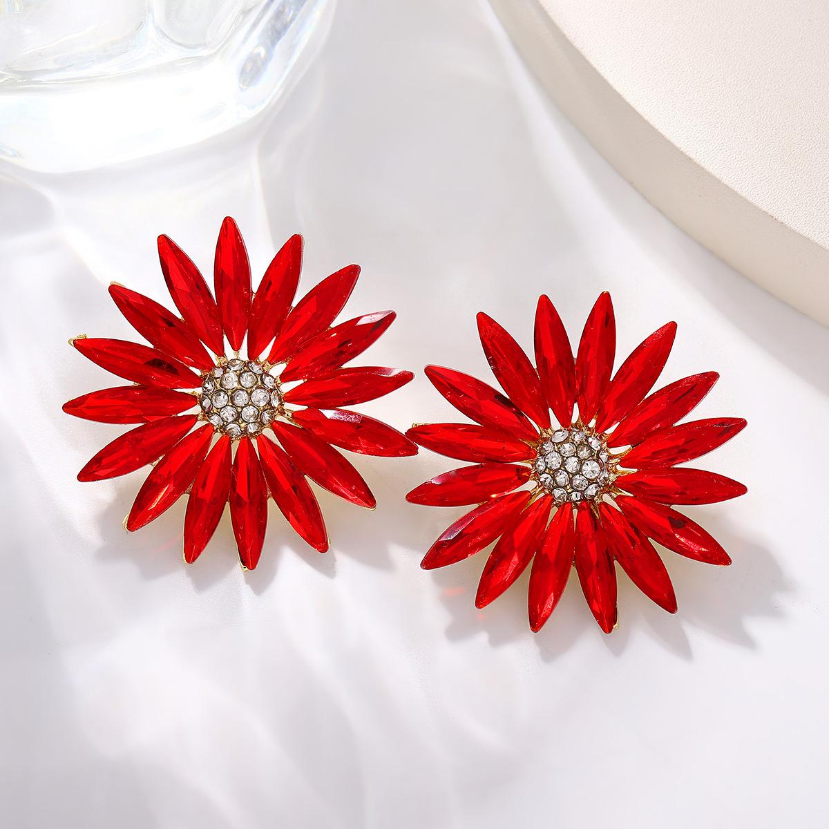 

Fashion Daisy Sunflower Stud Earrings With Rhinestones Colorful Gemstone Floral Earrings Elegant Jewelry For Women красный