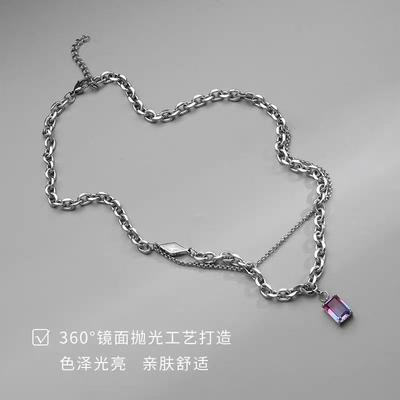 Náhrdelníky a přívěsky – Náhrdelníky