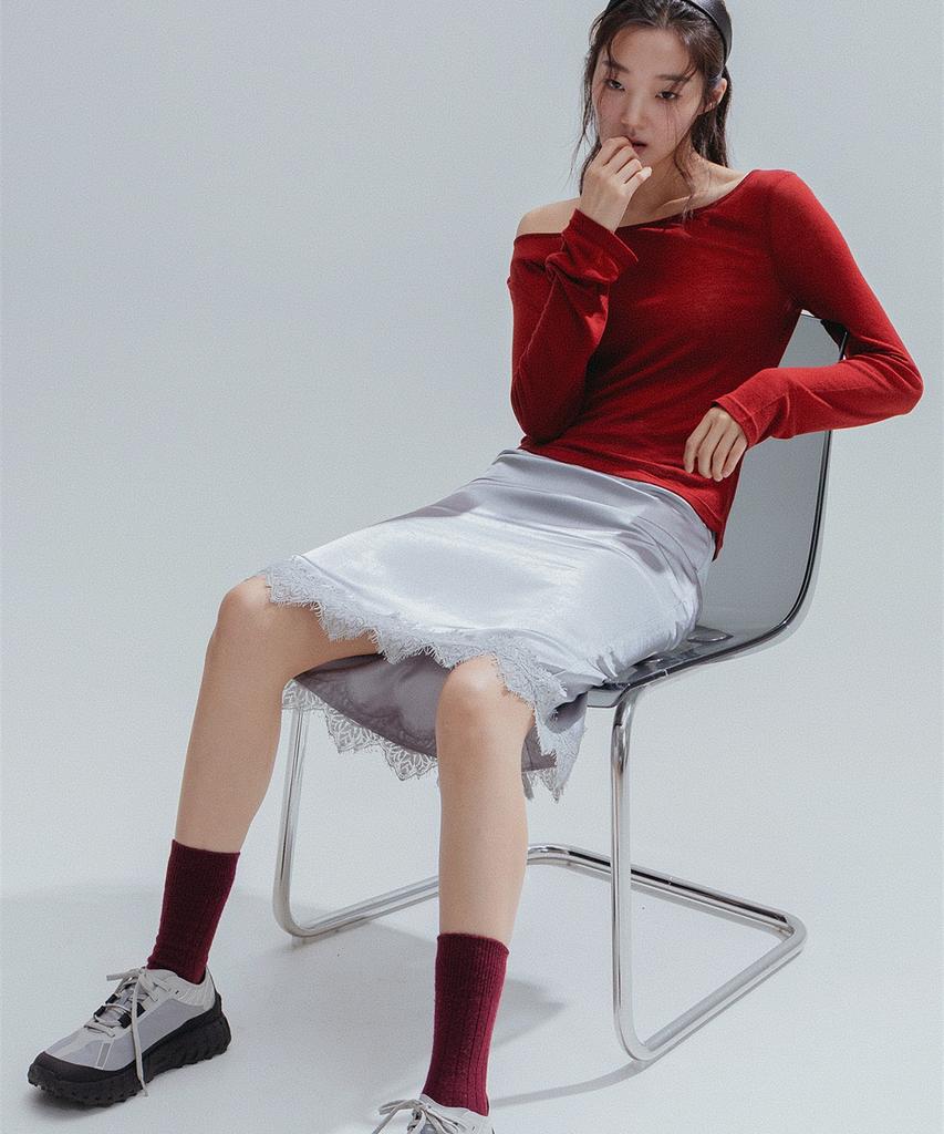 ANNEHEARTS Wool Modal Slim Tee_Red