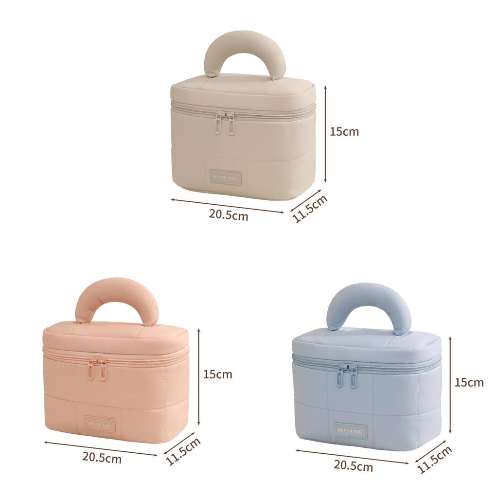 Modern Minimalist Travel Makeup Bag With Large Capacity And Polyester Fabric For Cosmetics And Toiletries