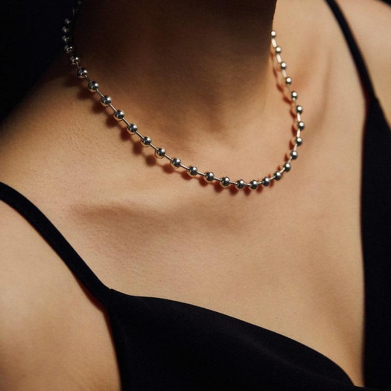 MUHWA Dots Chain Necklace